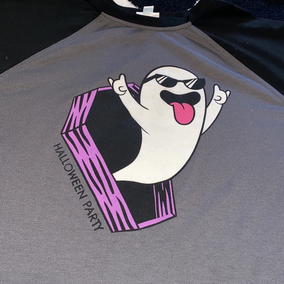 3/$30 Halloween Ghost Shirt - Picture 4 of 7